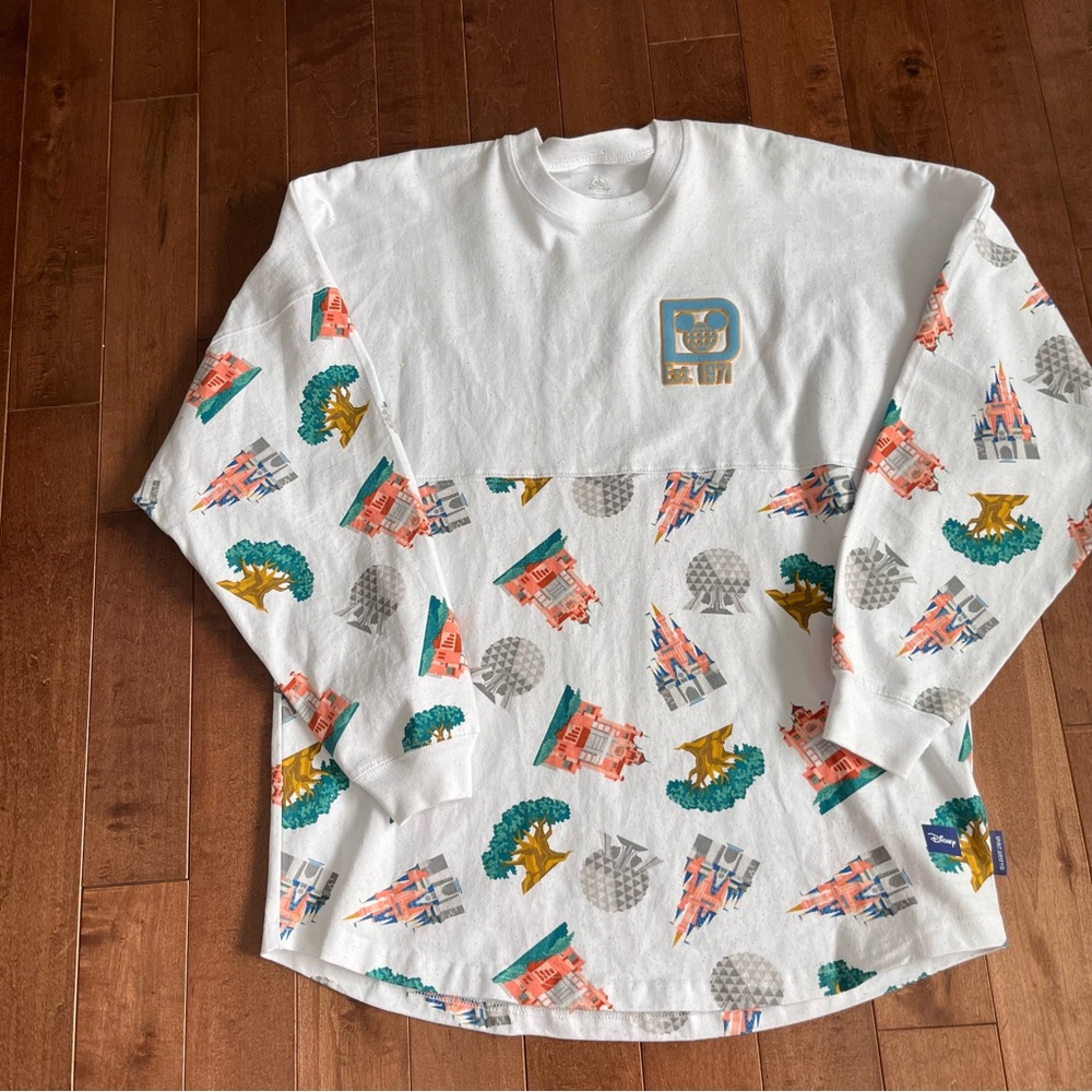 Disney Spirit Jersey Park Icons Disney World small - Picture 2 of 10